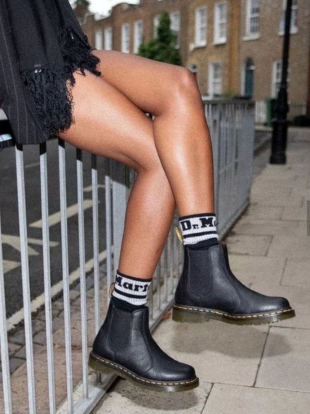 Dr. Martens‎ 2976 SR Chelsea Boots Black Leather safety women’s size 7
